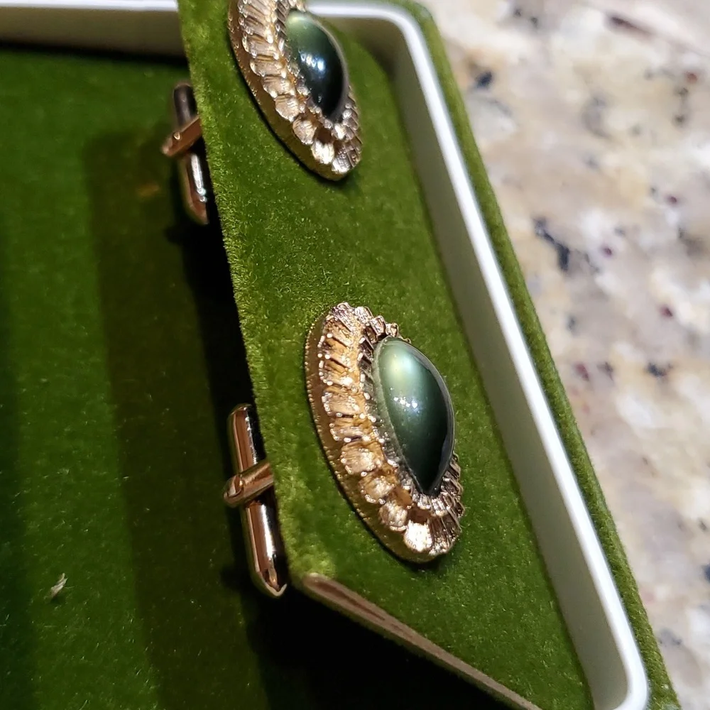 Vintage Swank Gold w Green Faux Gemstone Cufflinks in Original Green Velvet Box